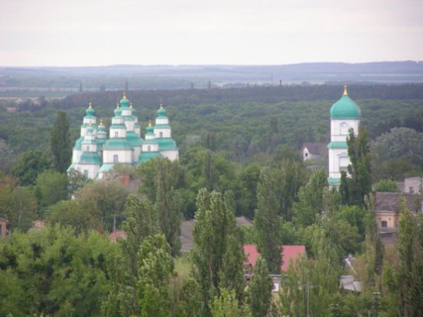 Image - The Trinity Cathedral (1770s) in Novomoskovsk, Dnipropetrovsk oblast.